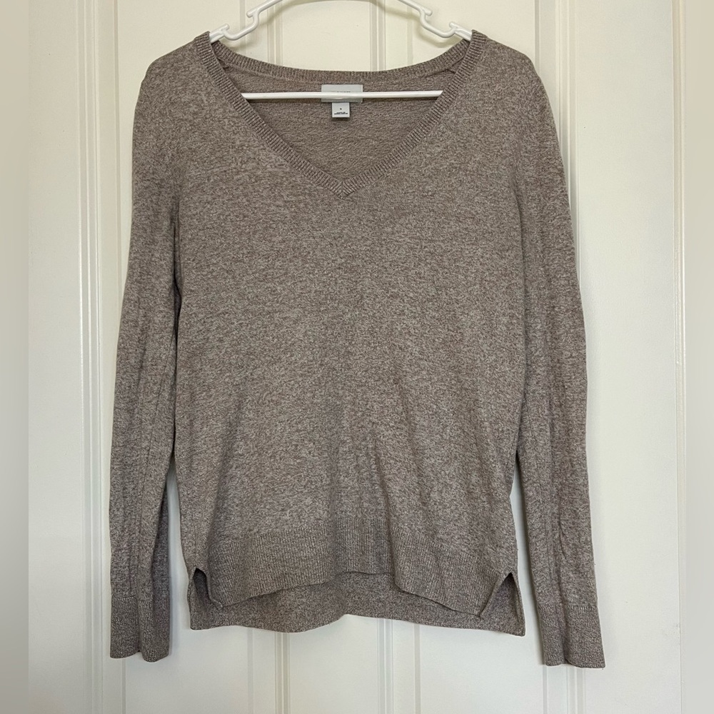 Old Navy Grey/Tan V-Neck Sweater - Size Small